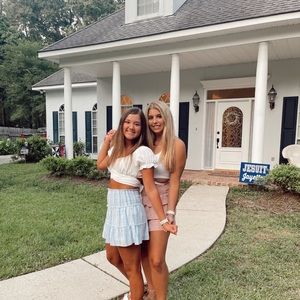 Meet your Posher, Caroline